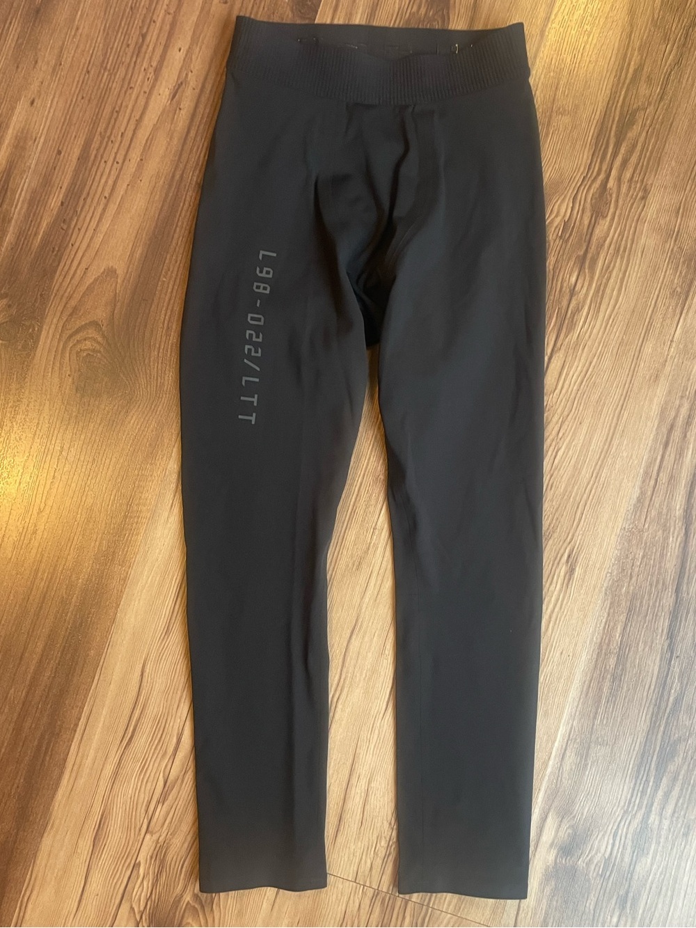 Lululemon License to Train Gym Tights 21" Sz XS